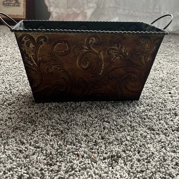 Excellent condition!! Decorative metal box - Picture 3 of 7